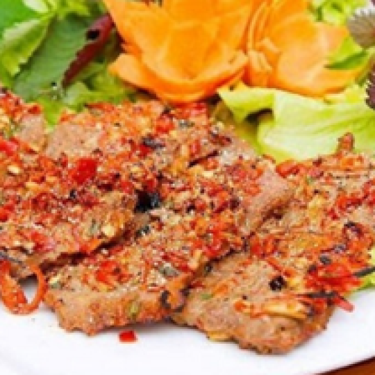 Quán Quân Nhi 